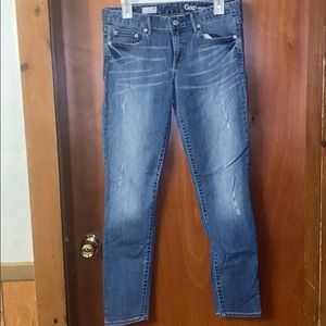 GAP SKINNY JEANS  SIZE 29R